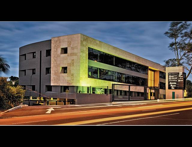 266M² OFFICE TO LET IN WESTVILLE